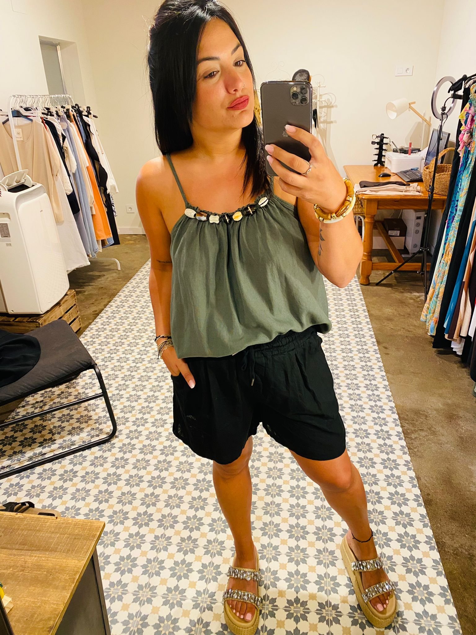 Conjunto verde tirantes